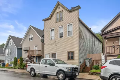 2421 S 5th Pl, Milwaukee, WI 53207 - Photo 17