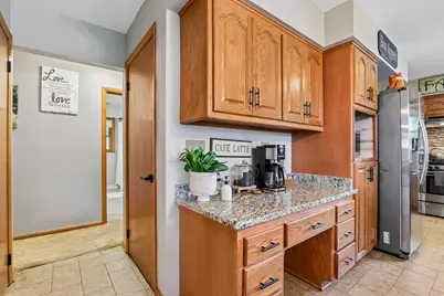 W151N6887  Glenview Dr, Menomonee Falls, WI 53051 - Photo 15