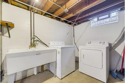 3832 S Herman St, Milwaukee, WI 53207 - Photo 27