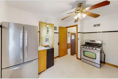 3832 S Herman St, Milwaukee, WI 53207 - Photo 15