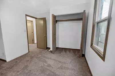 1003 S 31st St, Milwaukee, WI 53215 - Photo 13