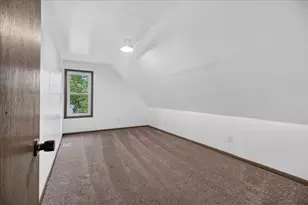 1003 S 31st St, Milwaukee, WI 53215 - Photo 17