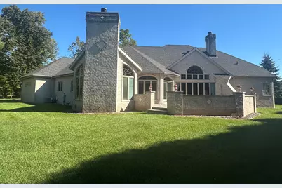 3505  Edgewood Rd, Manitowoc, WI 54220 - Photo 11