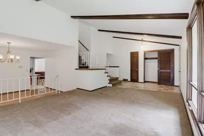 4108 W Glenwood Dr, Franklin, WI 53132 - Photo 5