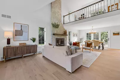 11528 N Settlement Dr, Mequon, WI 53092 - Photo 5