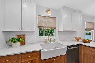 11500 N Buntrock Ave, Mequon, WI 53092 - Photo 11