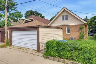 2631 S Linebarger Terrace, Milwaukee, WI 53207 - Photo 29