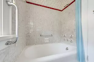 2631 S Linebarger Terrace, Milwaukee, WI 53207 - Photo 17