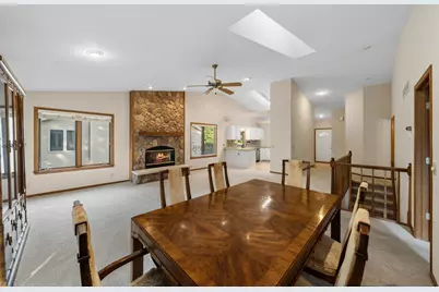 426  Country Club Dr, Lake Geneva, WI 53147 - Photo 5