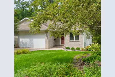 426  Country Club Dr, Lake Geneva, WI 53147 - Photo 1