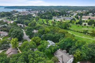 426 Country Club Dr, Lake Geneva, WI 53147 - Photo 33