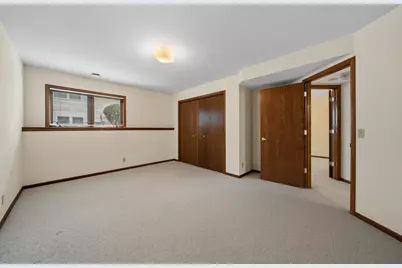 426  Country Club Dr, Lake Geneva, WI 53147 - Photo 11