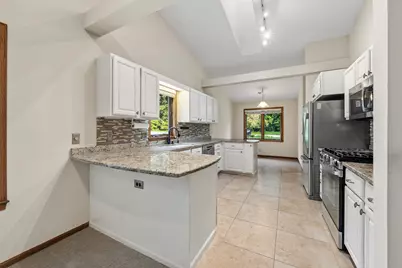 426  Country Club Dr, Lake Geneva, WI 53147 - Photo 51