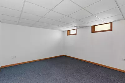 2944  Ridley Rd, Delafield, WI 53029 - Photo 29