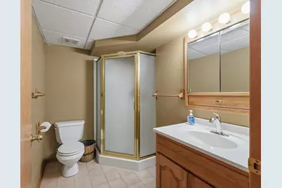 2944  Ridley Rd, Delafield, WI 53029 - Photo 31