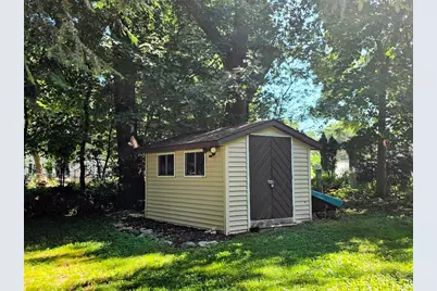 2944  Ridley Rd, Delafield, WI 53029 - Photo 23