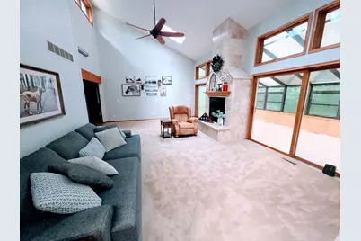 2944  Ridley Rd, Delafield, WI 53029 - Photo 5