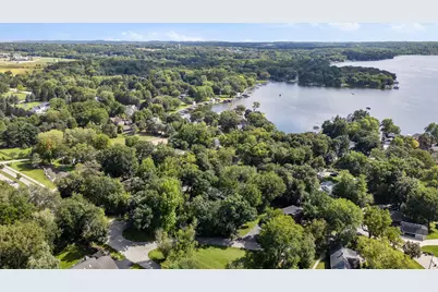 2944  Ridley Rd, Delafield, WI 53029 - Photo 47