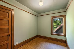 6789 N Elm Tree Rd, Glendale, WI 53217 - Photo 19