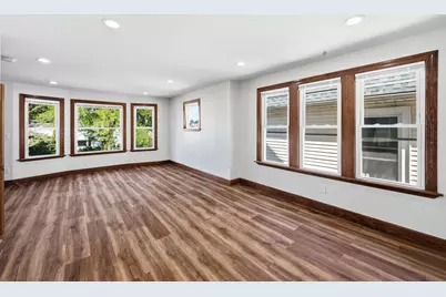 3713 E Cudahy Ave #3715, Cudahy, WI 53110 - Photo 15