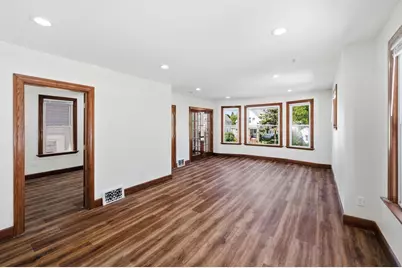 3713 E Cudahy Ave #3715, Cudahy, WI 53110 - Photo 13