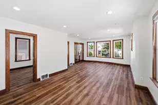 3713 E Cudahy Ave, Cudahy, WI 53110 - Photo 13