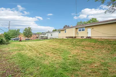 2218  Catalpa Rd, Madison, WI 53713 - Photo 27