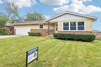 2218  Catalpa Rd, Madison, WI 53713 - Photo 3