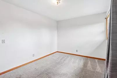 2218  Catalpa Rd, Madison, WI 53713 - Photo 21