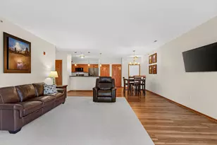 230 Hilldale Dr, Hartford, WI 53027 - Photo 19