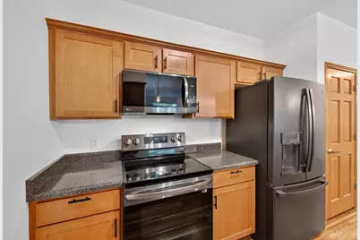 230  Hilldale Dr #1111, Hartford, WI 53027 - Photo 5