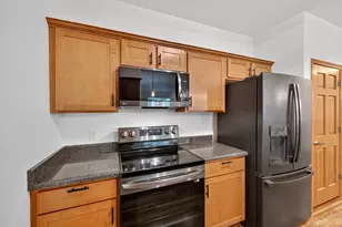 230 Hilldale Dr, Hartford, WI 53027 - Photo 5