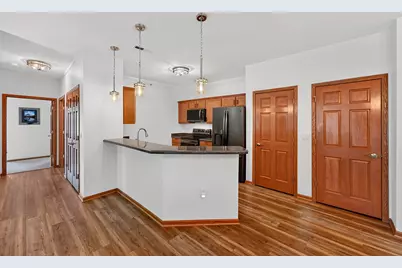230  Hilldale Dr #1111, Hartford, WI 53027 - Photo 11