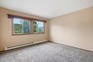 1146 Pilgrim Pkwy, Elm Grove, WI 53122 - Photo 15