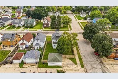 626  Madison Ave, South Milwaukee, WI 53172 - Photo 33