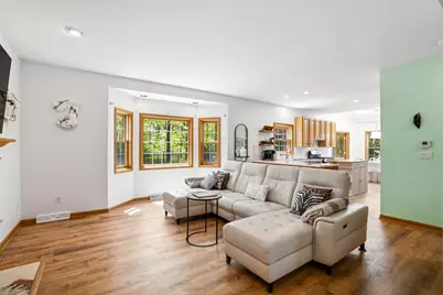 13737 N Lake Shore Dr, Mequon, WI 53097 - Photo 7
