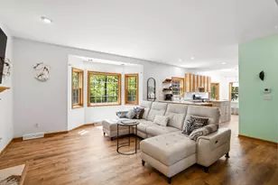 13737 N Lake Shore Dr, Mequon, WI 53097 - Photo 7