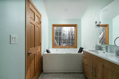 13737 N Lake Shore Dr, Mequon, WI 53097 - Photo 17
