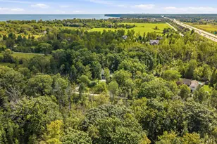 13737 N Lake Shore Dr, Mequon, WI 53097 - Photo 35