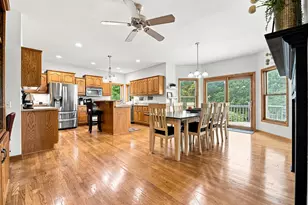 W238S5976 Prairie Wolf Ct, Waukesha, WI 53189 - Photo 3