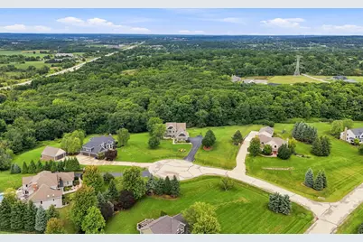 W238S5976  Prairie Wolf Ct, Waukesha, WI 53189 - Photo 35