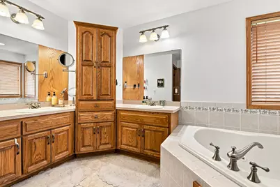 W238S5976  Prairie Wolf Ct, Waukesha, WI 53189 - Photo 25