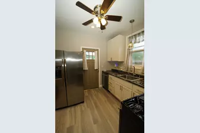 3244 N 58th St, Milwaukee, WI 53216 - Photo 13