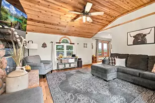 N8092 Marsh Rd, Troy, WI 53120 - Photo 9