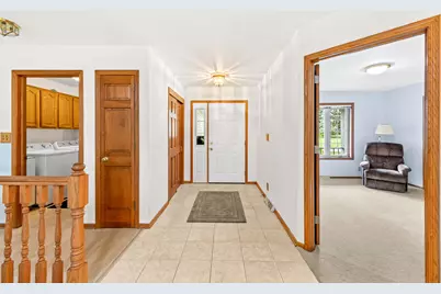 N58W24835  Cardinal Ct, Sussex, WI 53089 - Photo 5