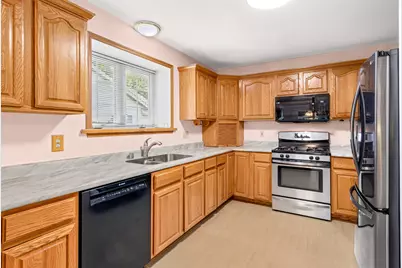 N58W24835  Cardinal Ct, Sussex, WI 53089 - Photo 11