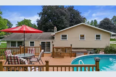 16200  Tomahawk Trl, Brookfield, WI 53005 - Photo 51