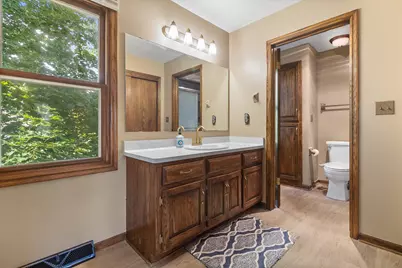 629  Two Rivers Dr, Mukwonago, WI 53149 - Photo 23