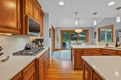 171  Birch Rd, Delafield, WI 53018 - Photo 7