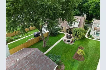 2416 S 79th St, West Allis, WI 53219 - Photo 23